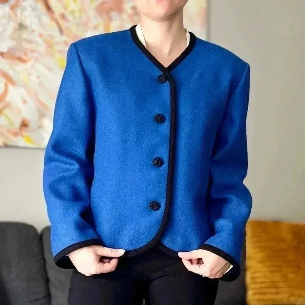 Pendleton vintage jacket - 100% wool made in the USA - blue and black - size 12 - Picture 2 of 13